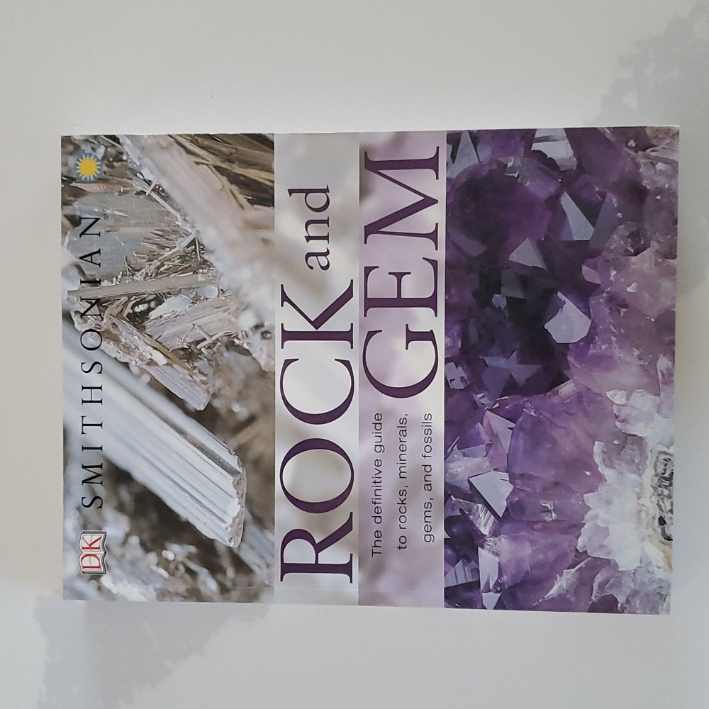 Smithsonian Rock and Gem Book
